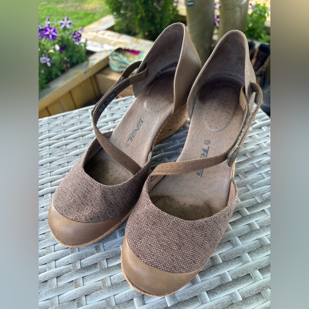 Teva Brown Strappy Women's (Riveira) Mary Jane Cork Wedge Heeled Shoes - Size 10